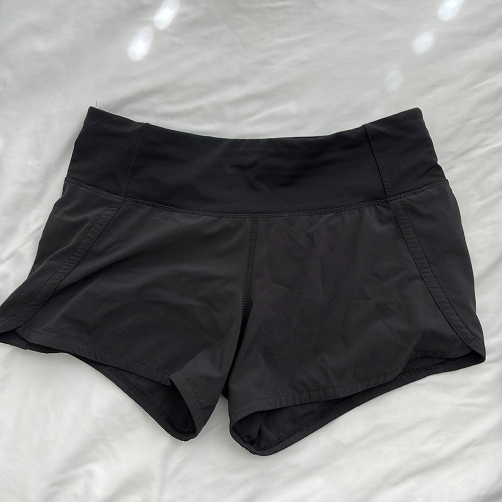 Lululemon Speedup low rise shorts